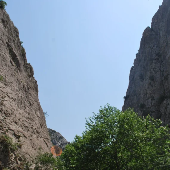 The limestone cliffs at the entrance to Demir Kapija Gorge